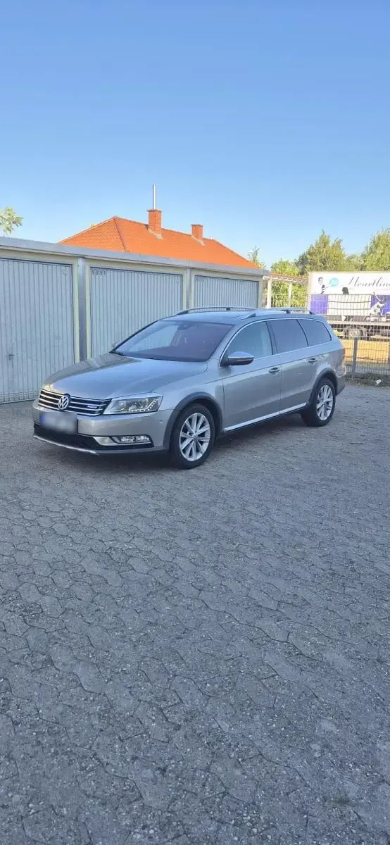 Gebraucht VW Passat Alltrack 177 PS (130 kW) 2013 Silber Kombi