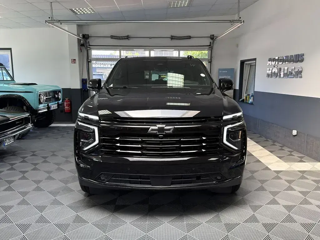 Neu Chevrolet Tahoe 426 PS (313 kW) 2026 Schwarz SUV