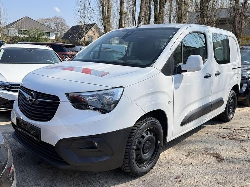 Gebraucht Opel Combo Edition 102 PS (75 kW) 2021 Weiß Van / Kleinbus