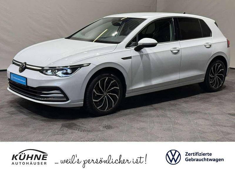 Pure white Gebraucht 2024 VW Golf VIII Style Limousine | 26.430 € (Fairer Preis) - Bild 1/3