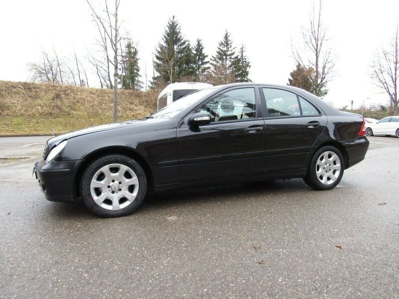 Gebraucht Mercedes C220 150 PS (110 kW) 2007 Schwarz Limousine
