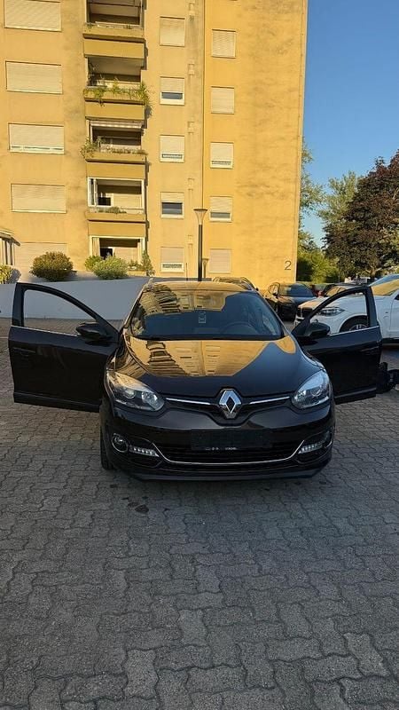 Schwarz Gebraucht 2014 Renault Mégane GrandTour Bose Edition Kombi | 7.499 € - Bild 1/4