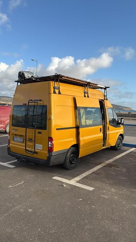 Second-hand Ford Transit 110 CP (80 kW) 2007 Galben Monovolum