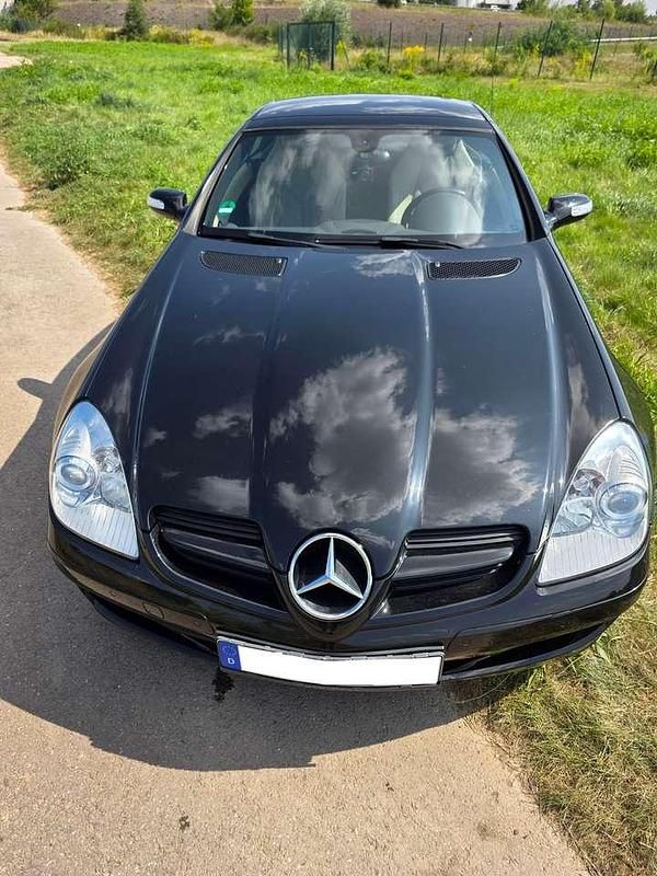 Gebraucht Mercedes SLK200 163 PS (119 kW) 2006 Schwarz Cabrio