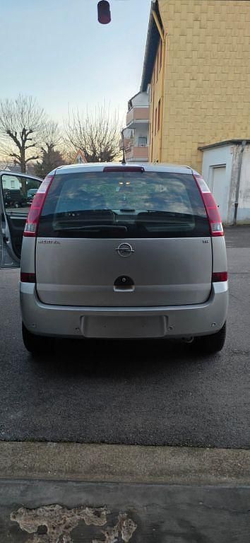 Gebraucht Opel Meriva Enjoy 101 PS (74 kW) 2004 Silber Van / Kleinbus