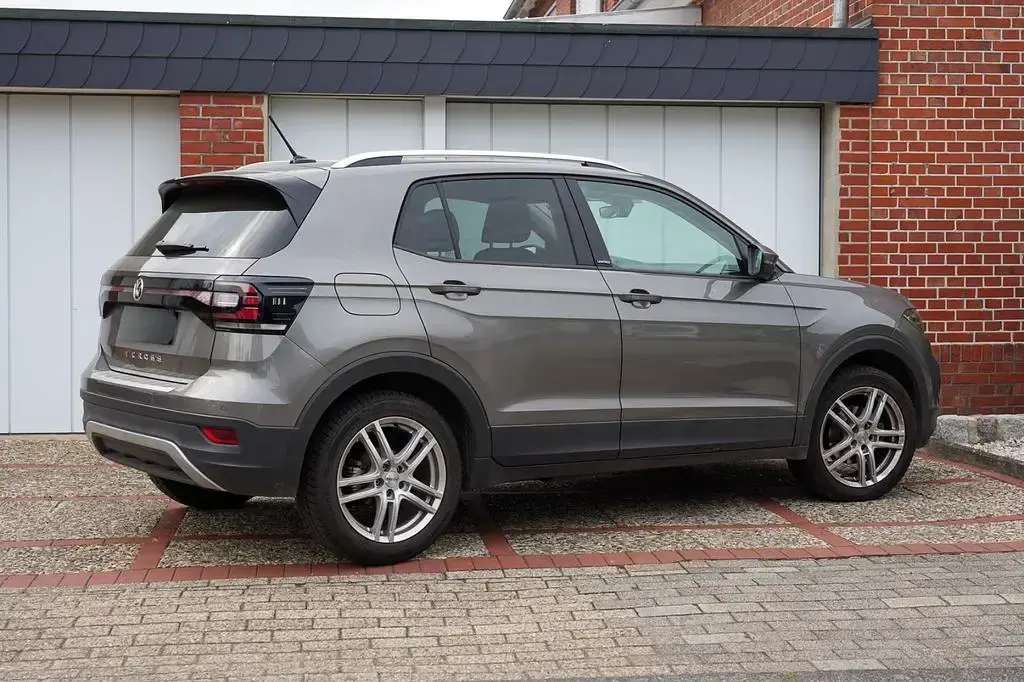 Gebraucht VW T-Cross United 150 PS (110 kW) 2020 Grau SUV