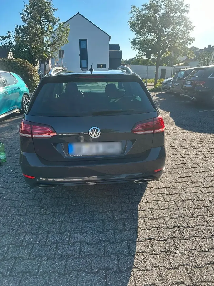 Gebraucht VW Golf VII R-line 150 PS (110 kW) 2020 Grau Kombi