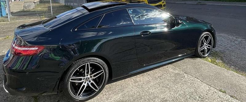 Gebraucht 2019 Mercedes E220 Avantgarde Coupé | 36.000 € (Fairer Preis) - Bild 1/4