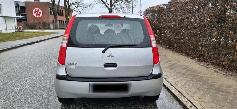 Gebraucht Mitsubishi Colt 95 PS (69 kW) 2004 Silber Kleinwagen