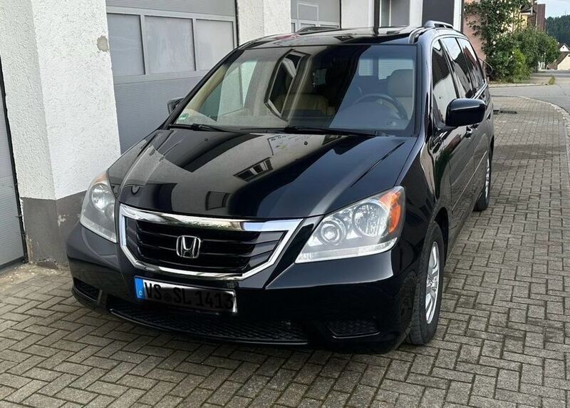 Schwarz Gebraucht 2008 Honda Odyssey Van / Kleinbus | 8.500 € - Bild 1/4