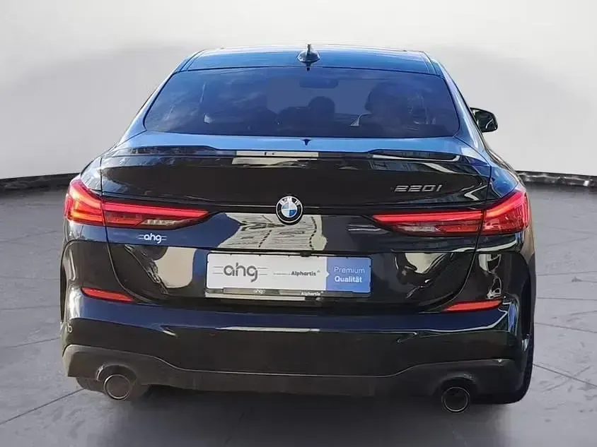 Używany BMW 220 Performance 178 KM (130 kW) 2024 Czarny Coupe