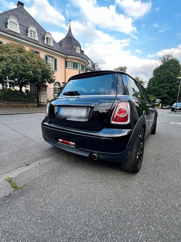 Usata Mini Cooper 122 CV (89 kW) 2013 Nero Utilitaria