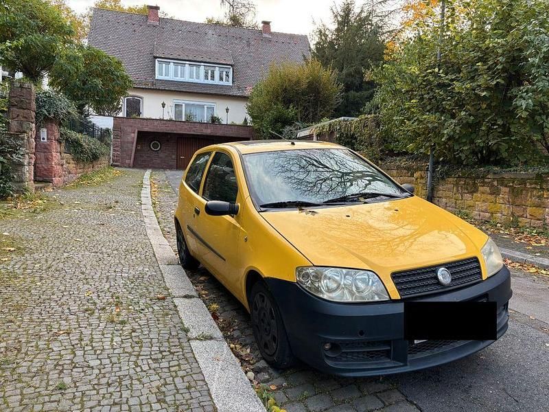 Gelb Gebraucht 2003 Fiat Punto Kleinwagen | 1.000 € (Fairer Preis) - Bild 1/4
