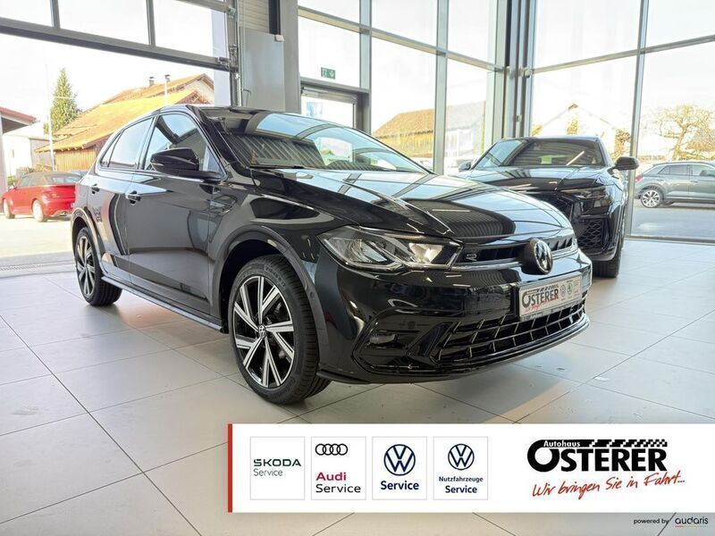 Deep black perleffekt Neu 2025 VW Polo IQ Drive Limousine | 25.950 € (Etwas zu teuer) - Bild 1/3