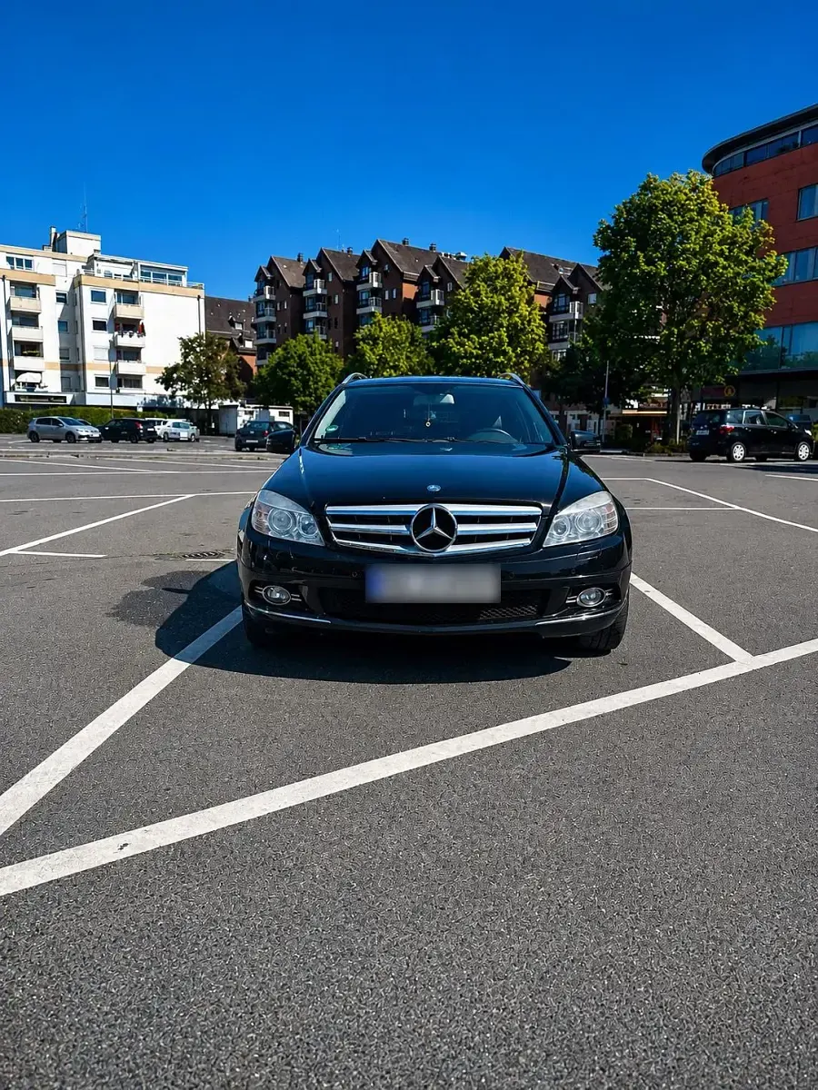 Gebraucht Mercedes 220 170 PS (125 kW) 2010 Schwarz Kombi