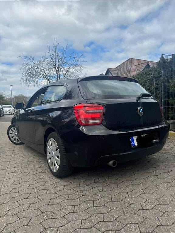 Gebraucht BMW 116 136 PS (100 kW) 2015 Schwarz Kleinwagen