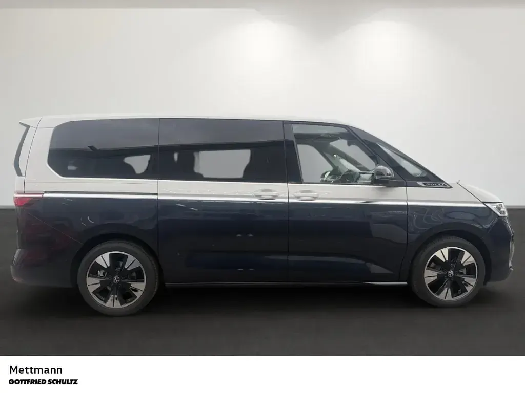 Usata VW T7 Style 150 CV (110 kW) 2025 Blu Furgone