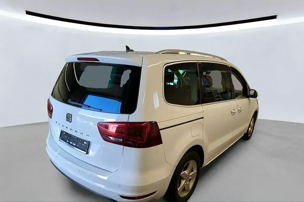 Gebraucht Seat Alhambra XCELLENCE 150 PS (110 kW) 2020 Weiß Van / Kleinbus