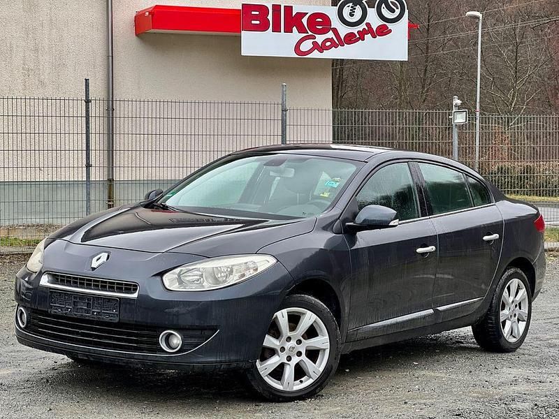 Gebraucht Renault Fluence Dynamique 110 PS (80 kW) 2011 Grau Limousine