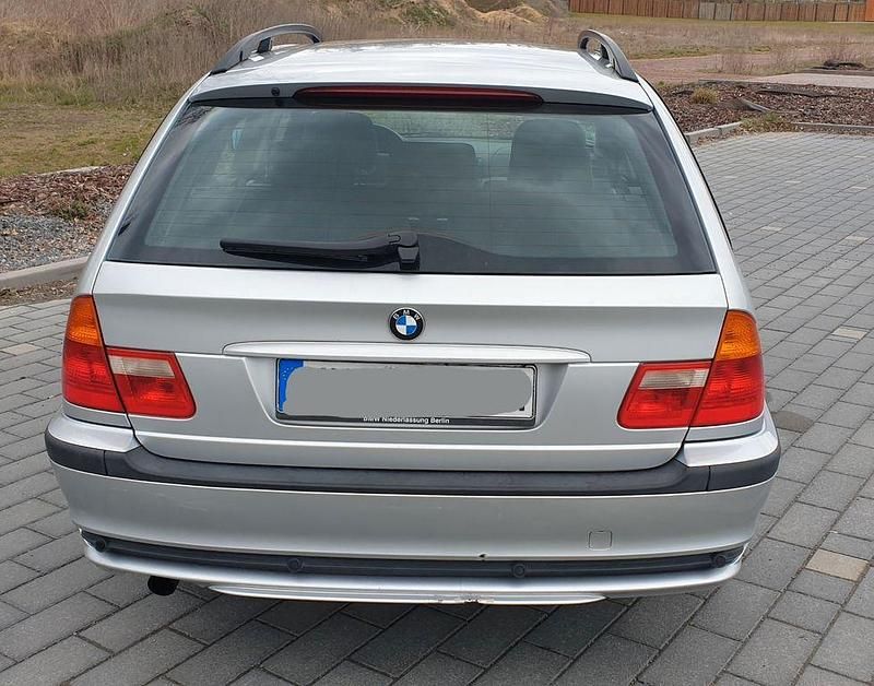 Gebraucht BMW 316 116 PS (85 kW) 2005 Silber Kombi