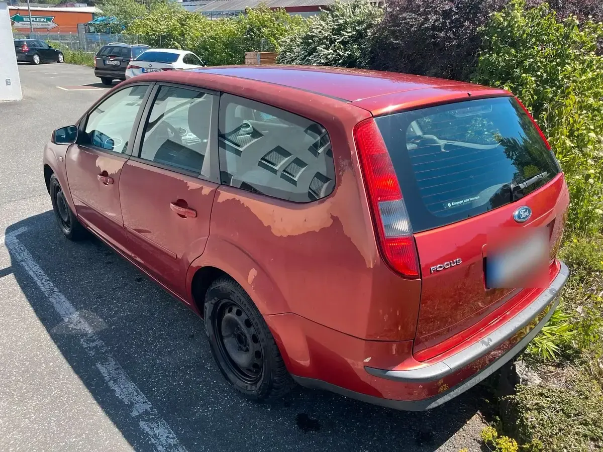 Usata Ford Focus 115 CV (84 kW) 2008 Rosso Station wagon