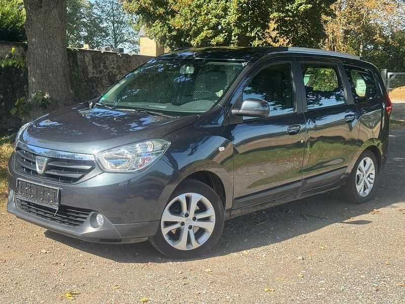 Schwarz Gebraucht 2016 Dacia Lodgy Prestige Van / Kleinbus | 7.999 € (Guter Preis) - Bild 1/4