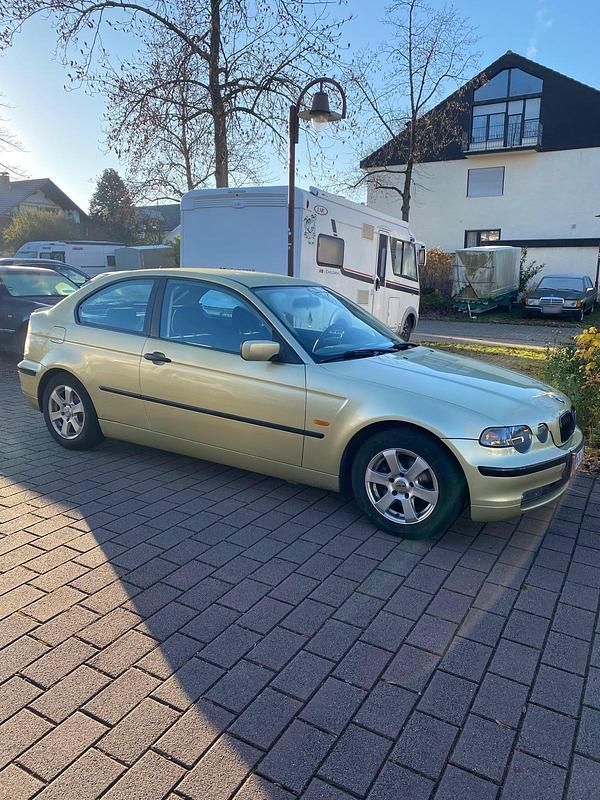 Gebraucht BMW 316 Compact 116 PS (85 kW) 2002 Gelb Kleinwagen