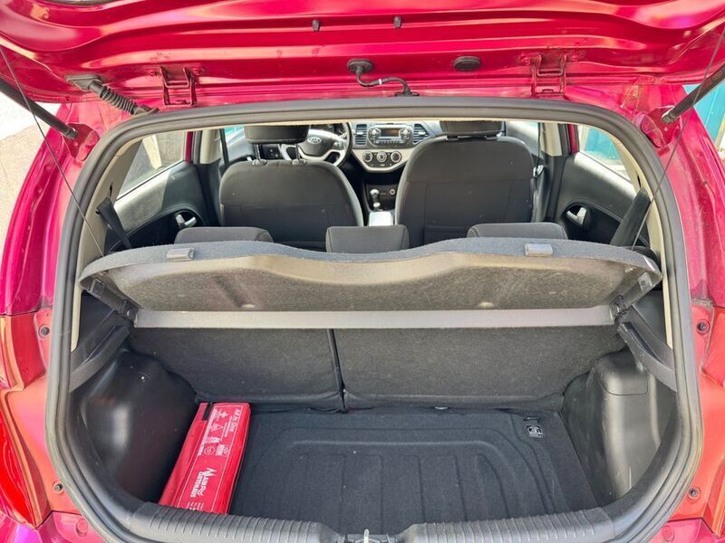 Rot Gebraucht 2014 Kia Picanto DREAM-TEAM Edition Kleinwagen | 4.100 € (Superpreis) - Bild 1/4