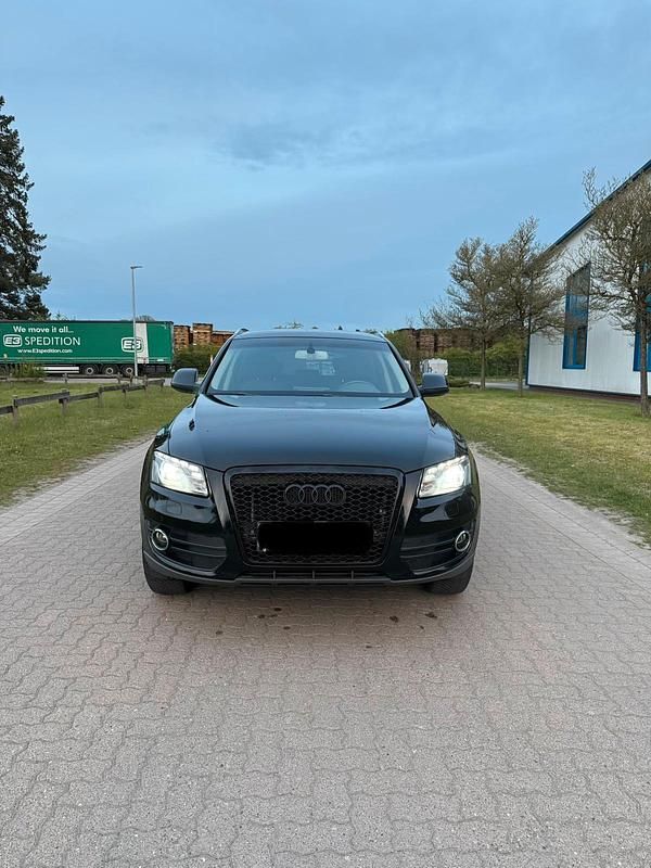 Second-hand Audi Q5 168 CP (123 kW) 2010 Negru SUV