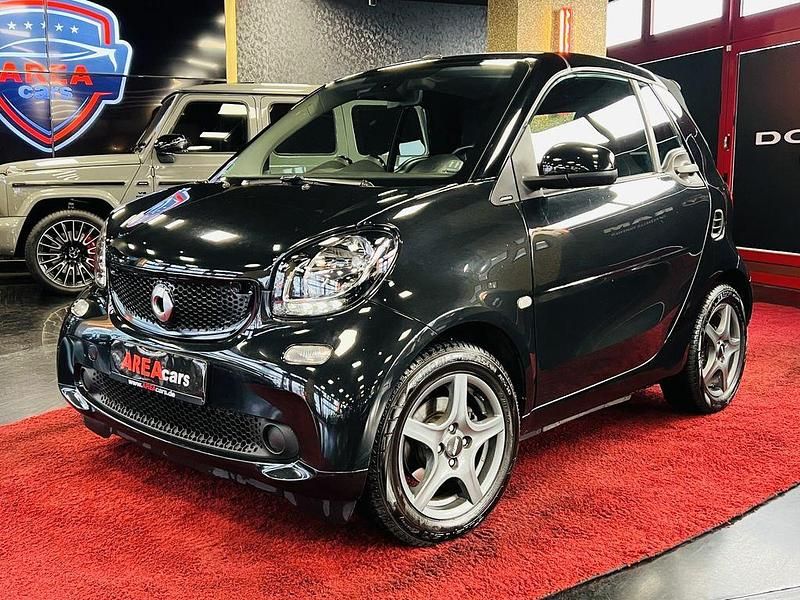 Obsidianschwarz Gebraucht 2017 Smart ForTwo Cabrio Cabrio | 12.900 € (Fairer Preis) - Bild 1/4