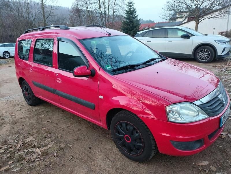 Gebraucht Dacia Logan 2009 Rot Van / Kleinbus