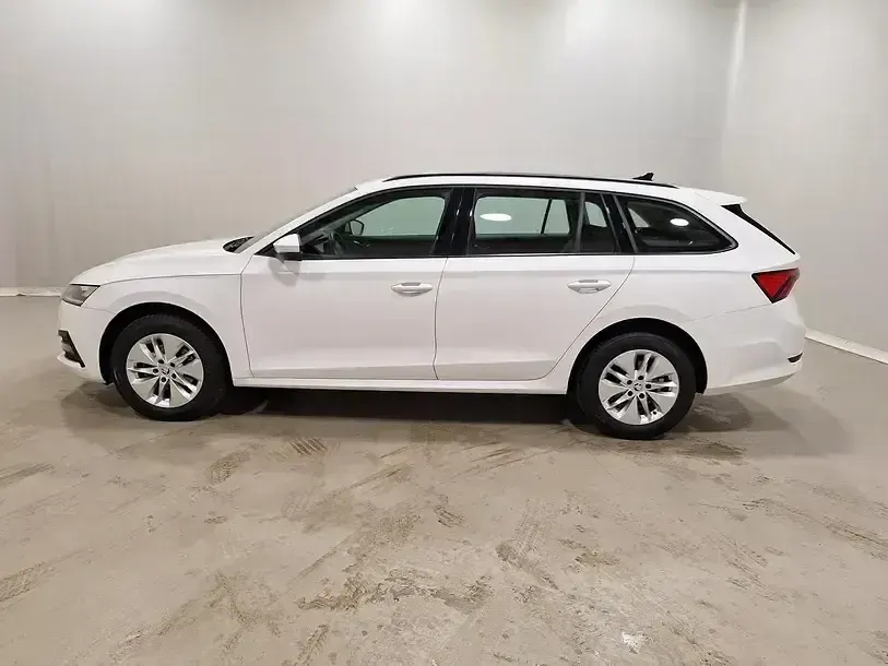 Gebraucht Skoda Octavia 150 PS (110 kW) 2023 Candyweiss Kombi