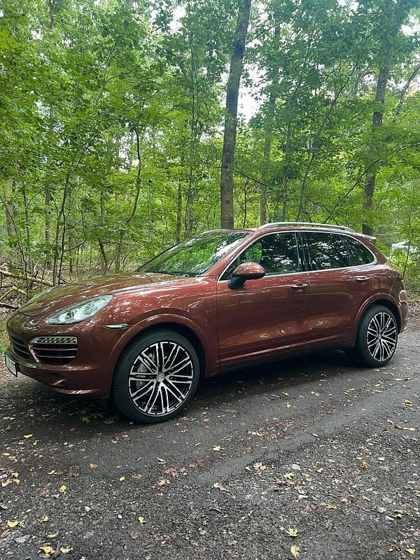 Gebraucht Porsche Cayenne 245 PS (180 kW) 2012 Rot SUV
