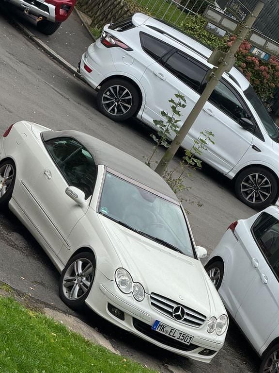 Grau Gebraucht 2008 Mercedes CLK350 Elegance Cabrio | 8.999 € (Superpreis) - Bild 1/4