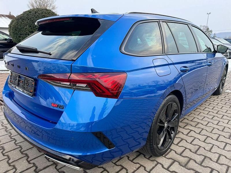 Gebraucht Skoda Octavia RS 200 PS (147 kW) 2022 Blau Limousine