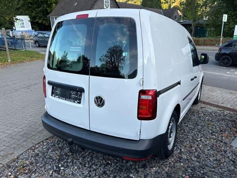 Second-hand VW Caddy 102 CP (75 kW) 2017 Alb Monovolum