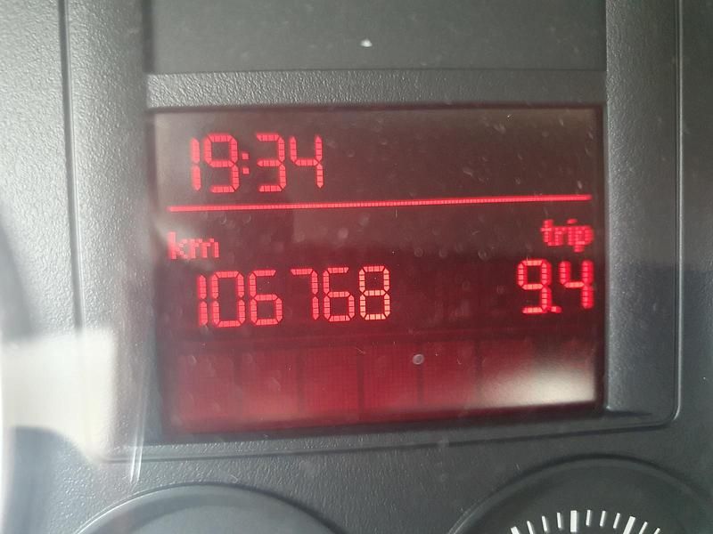 Gebraucht VW Golf V 80 PS (58 kW) 2007 Silber Kleinwagen