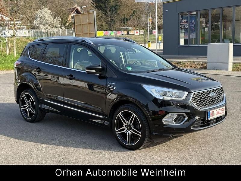 Gebraucht Ford Kuga Vignale 179 PS (131 kW) 2019 Schwarz SUV