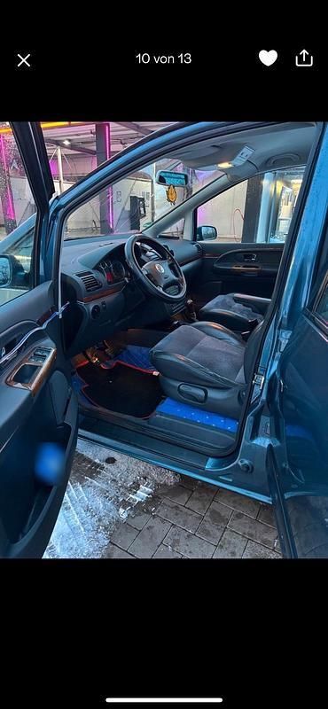 Second-hand VW Sharan 131 CP (96 kW) 2004 Albastru Monovolum