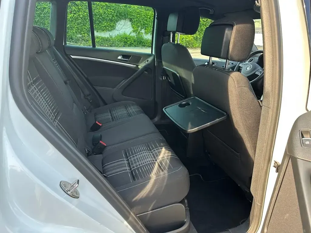 Gebraucht VW Tiguan LOUNGE 150 PS (110 kW) 2016 Weiß SUV