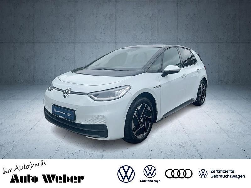 Weiß Gebraucht 2022 VW ID.3 Pro Performance Kleinwagen | 23.880 € (Fairer Preis) - Bild 1/4