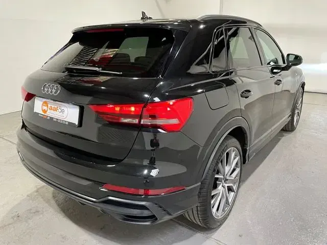 Gebraucht Audi Q3 S-Line 190 PS (139 kW) 2019 Schwarz SUV
