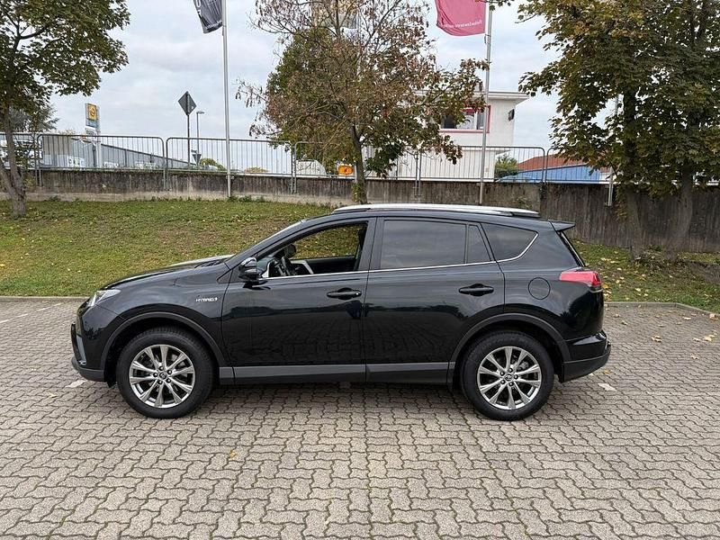 Schwarz Gebraucht 2017 Toyota RAV4 Hybrid Executive SUV | 17.900 € (Fairer Preis) - Bild 1/4