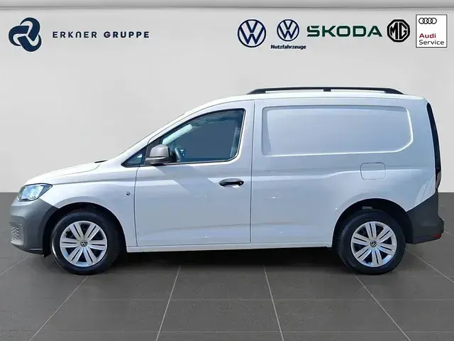 Gebraucht VW Caddy Basis 102 PS (75 kW) 2021 Candyweiß Van / Kleinbus
