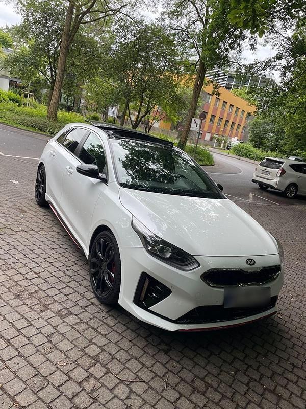 Gebraucht Kia Ceed GT GT 204 PS (150 kW) 2020 Weiß Limousine