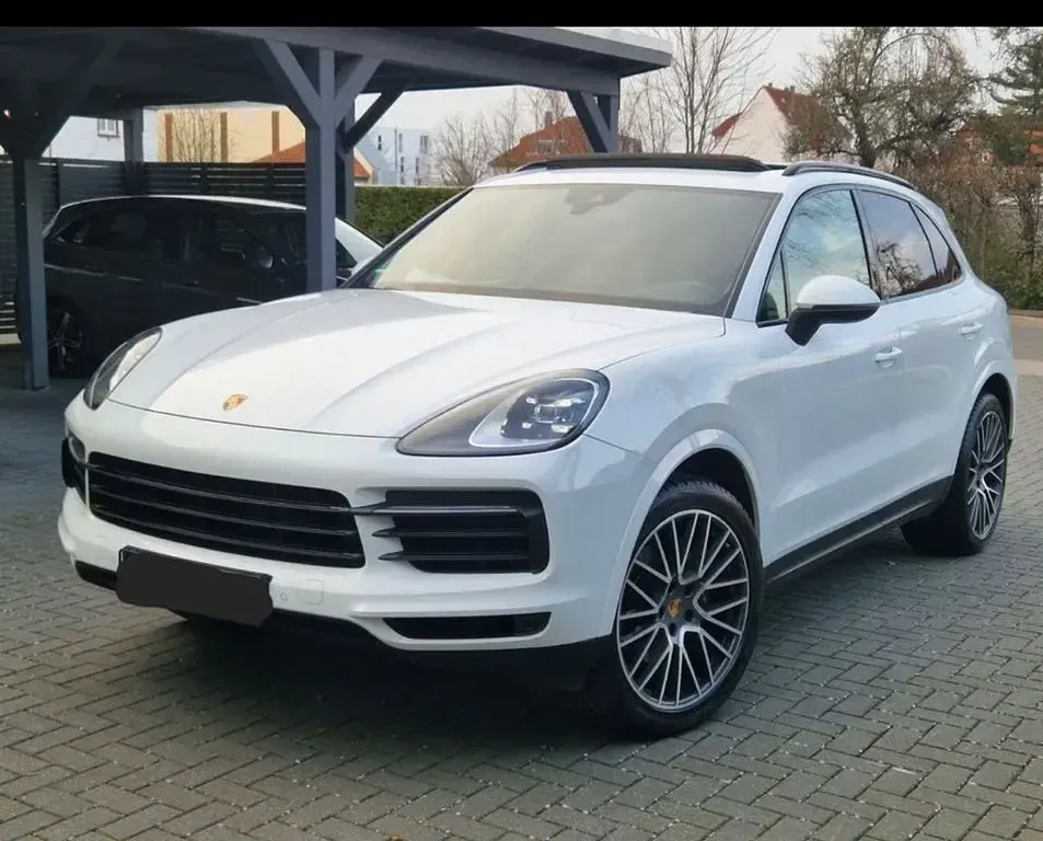 Używany Porsche Cayenne 340 KM (250 kW) 2018 Biały SUV