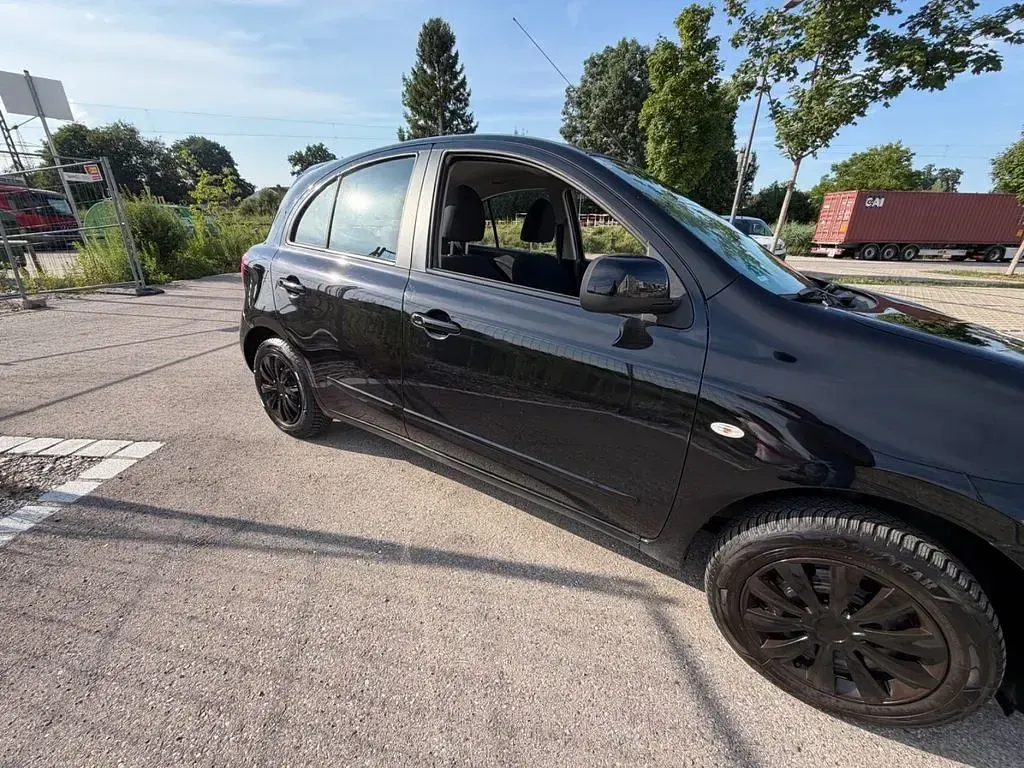 Gebraucht Nissan Micra 80 PS (58 kW) 2011 Schwarz Kleinwagen