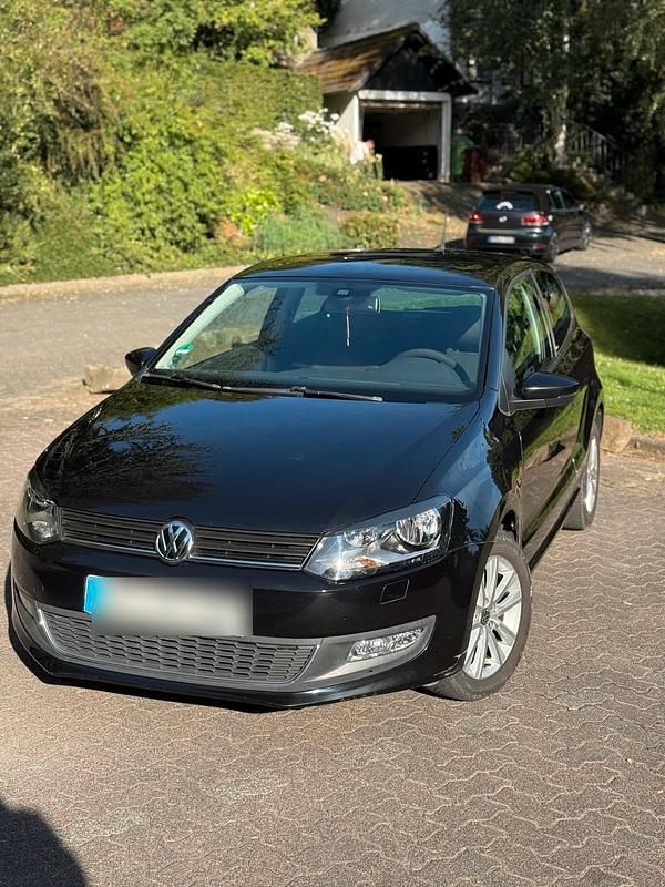 Schwarz Gebraucht 2011 VW Polo Kleinwagen | 5.750 € - Bild 1/4