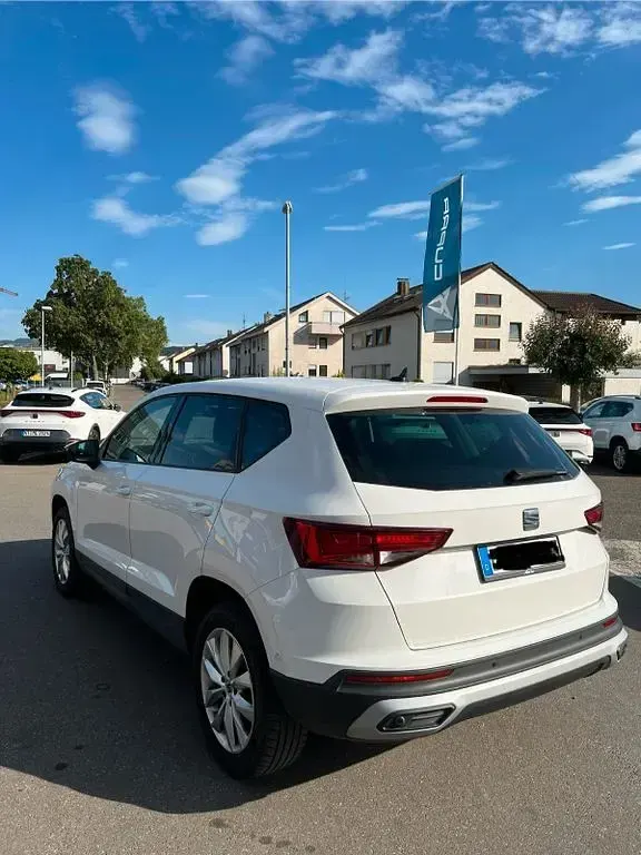 Gebraucht Seat Ateca 150 PS (110 kW) 2022 Weiß SUV