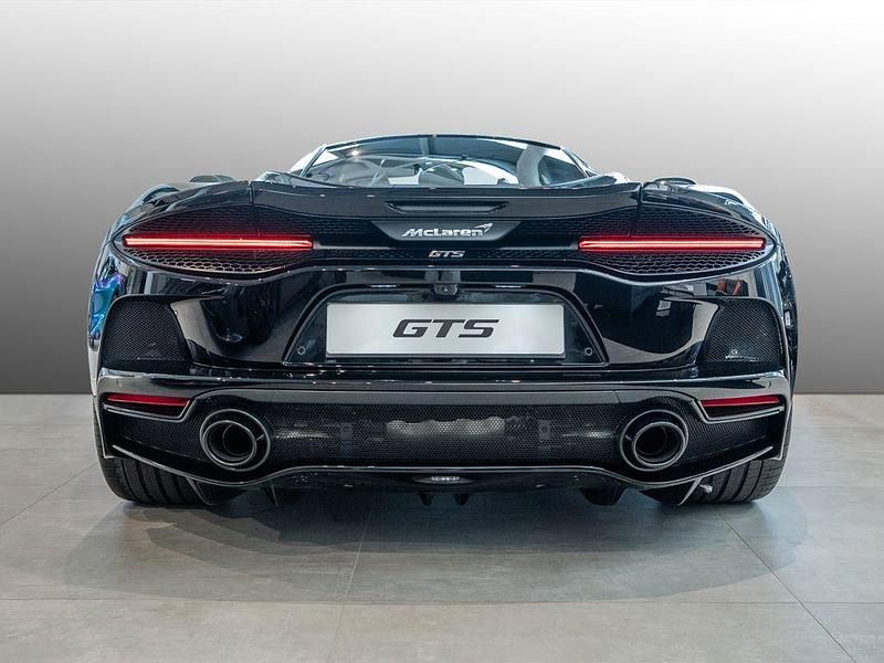 Neu McLaren GTS 635 PS (467 kW) 2026 Schwarz Coupé